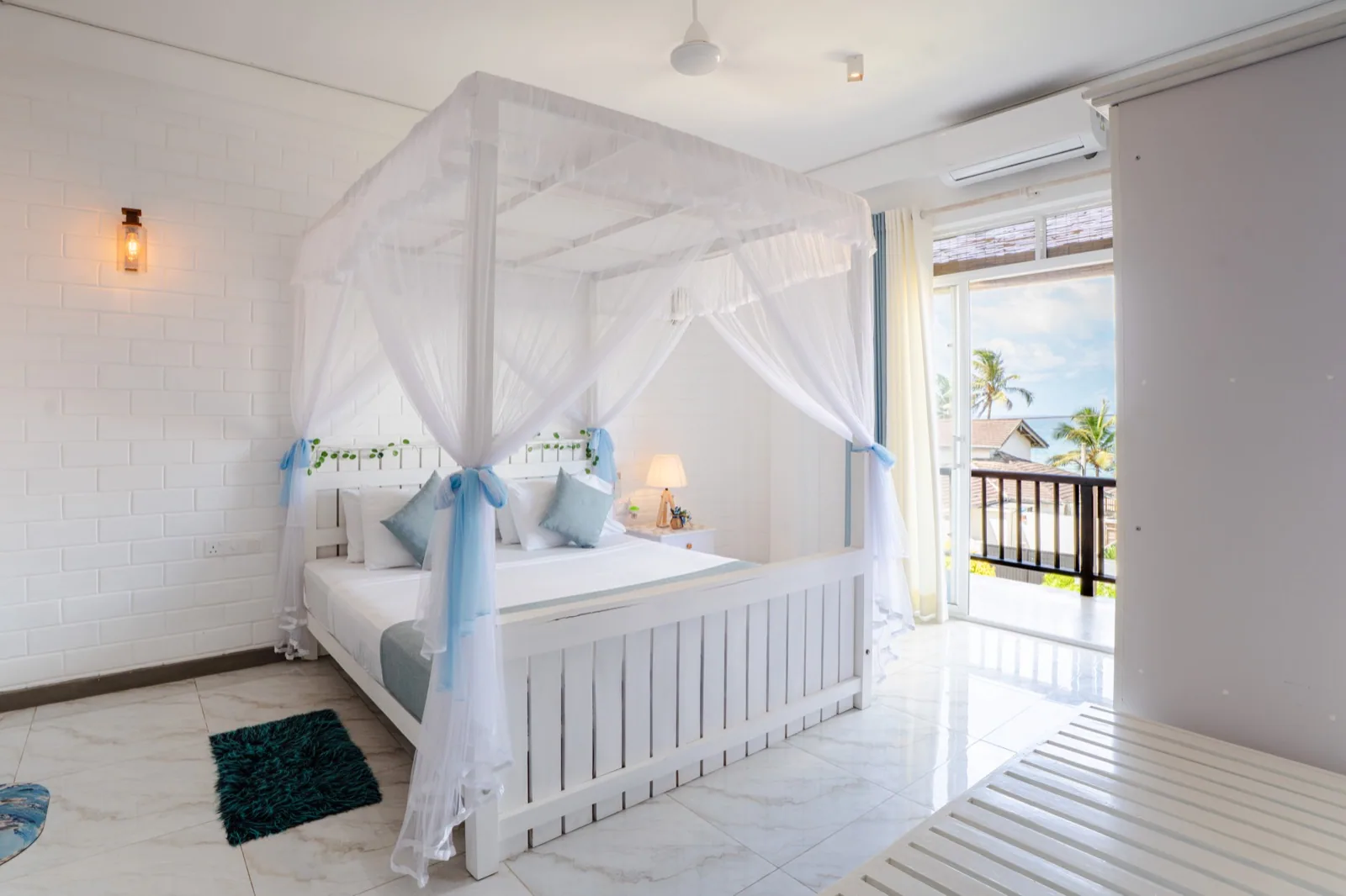 King Suite with Ocean View at Bliss Blessings Villa & Spa